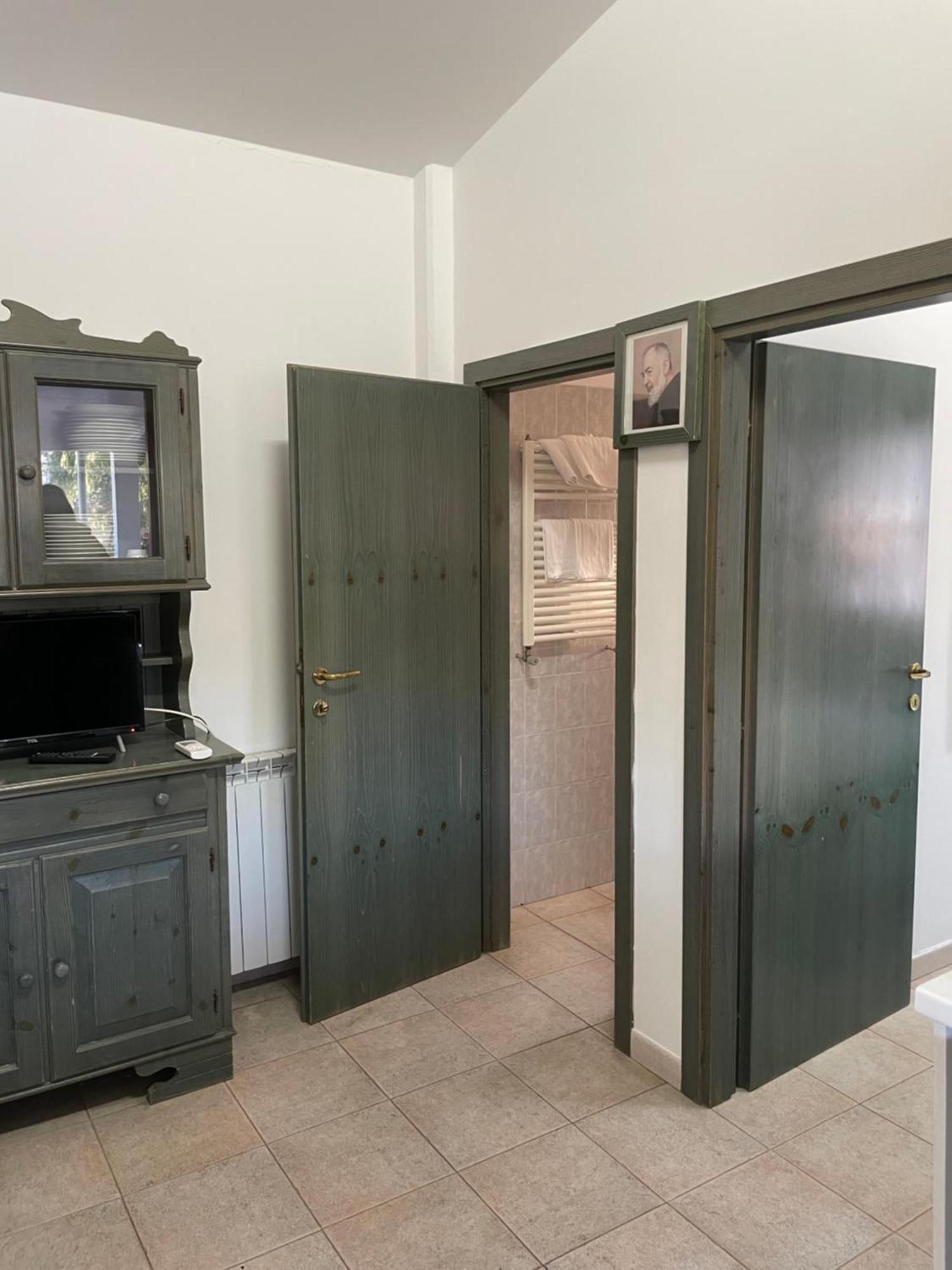 B&B Dalla Nonna Mattinata Esterno foto